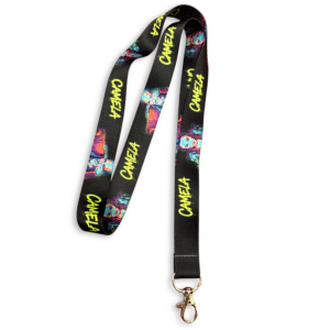 Lanyard Camela negro con el logo del grupo en amarillo y mosquetón